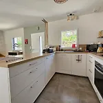 Recente 3 Etoiles Proche Plage, 6 Pers, - Fr-1-476-188
