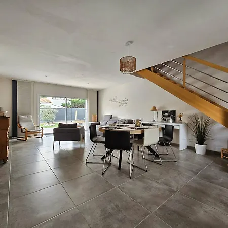 Recente 3 Etoiles Proche Plage, 6 Pers, - Fr-1-476-188 *